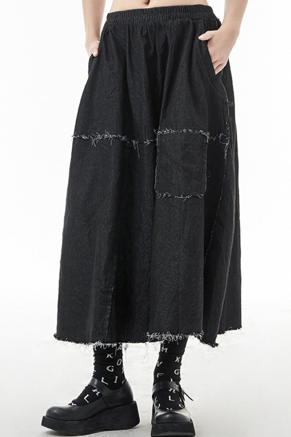Frayed Detail Midi Denim Skirt